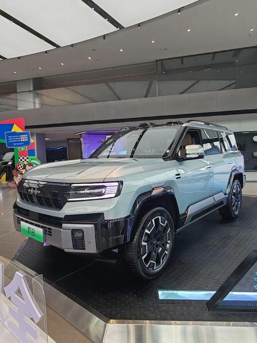 东莞35比亚迪方程豹硬派越野的爆款，英菲尼迪35周年与你共成长